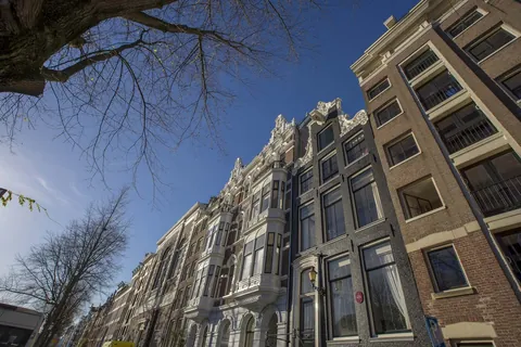 Grachtenpand Keizersgracht Amsterdam Buitenschilderwerk kozijnen en gevel grachtenpand Keizersgracht, Amsterdam