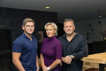 Historische foto van schilders aan het werk