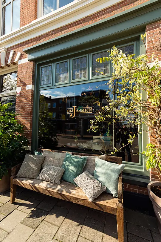 Divers buiten- en binnenschilderwerk Jasmijn Bloembinders (Zijlweg, Haarlem) - foto 3