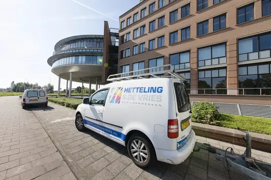Buitenschilderwerk hoofdkantoor Ahold Delhaize (Provincialeweg, Zaandam) - foto 4