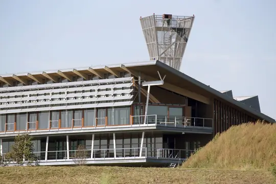 Buitenschilderwerk van Kantoorgebouw Afvalzorg (Nauerna 1, Nauerna) - foto 4