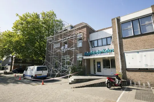 Buitenschilderwerk kantoorgebouw Kuijs Reinder Kakes (Westzijde, Zaandam) - foto 3