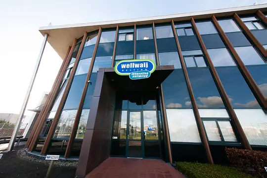 Oliewerk houten staanders bedrijfspand (Bordwalserstraat, Wormer) - Overige utiliteitsprojecten