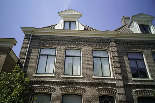 Buitenschilderwerk gemeentelijk monument (Roskamstraat, Weesp) - foto 4