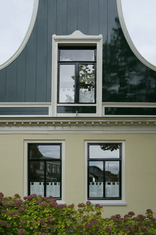 Buitenschilderwerk authentiek Zaans pand (Lagedijk, Zaandijk) - foto 2
