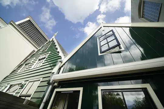 Buitenschilderwerk twee authentiek Zaanse panden, gebouwd in 1615 (Zaanweg, Wormerveer) - foto 5