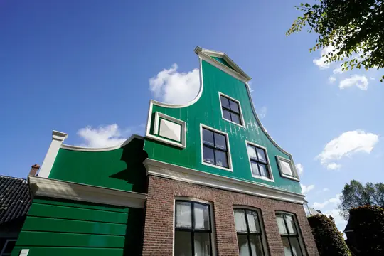 Buitenschilderwerk Huis met de IJzerenbrug, voormalig Molenmuseum (Museumlaan, Koog aan de Zaan) - foto 7