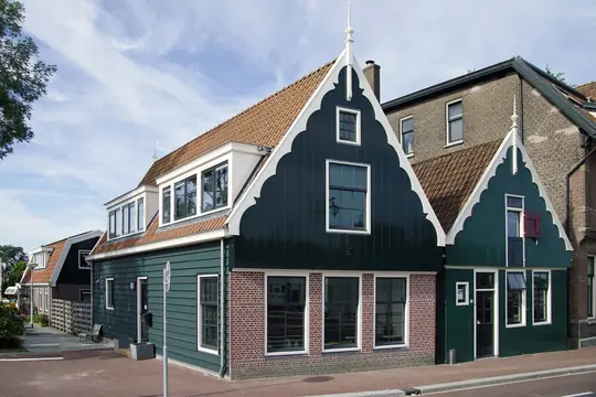 Gehele buitenschilderwerk gemeentelijk monument (Zaanweg, Wormerveer) - foto 1