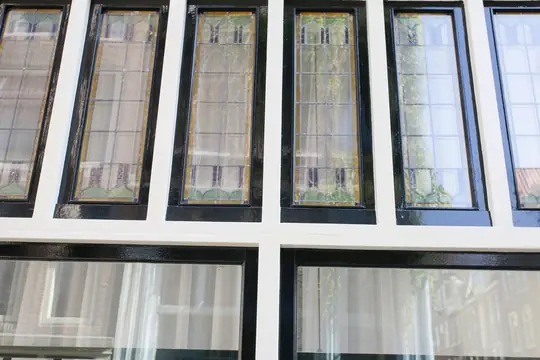 Gehele buitenschilderwerk monument (Amsterdam) - foto 4