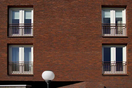 Buitenschilderwerk appartementengebouw De Smederij (Zaanweg, Wormerveer) - foto 2 Buitenschilderwerk appartementengebouw De Smederij (Zaanweg, Wormerveer) - foto 2