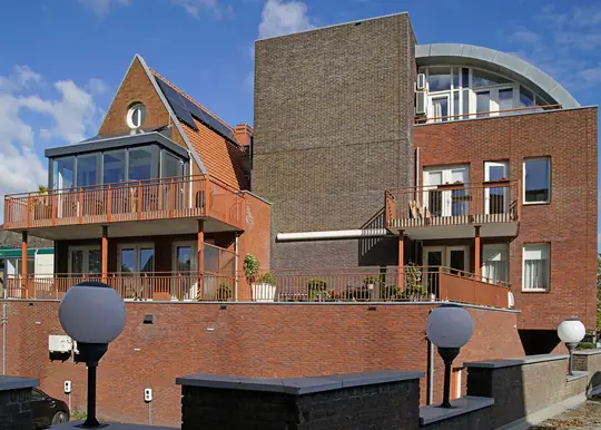Buitenschilderwerk appartementengebouw De Smederij (Zaanweg, Wormerveer) - foto 4 Buitenschilderwerk appartementengebouw De Smederij (Zaanweg, Wormerveer) - foto 4