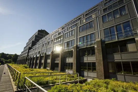 Zuidgevel - VvE Aquartis (110 woningen Entrepotdok, Amsterdam) Zuidgevel - VvE Aquartis (110 woningen Entrepotdok, Amsterdam)