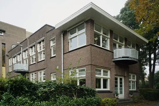 2021 Zuidgevel - Buitenschilderwerk VVE Van Raaltenpark (Zaandam) 2021 Zuidgevel - Buitenschilderwerk VVE Van Raaltenpark (Zaandam)