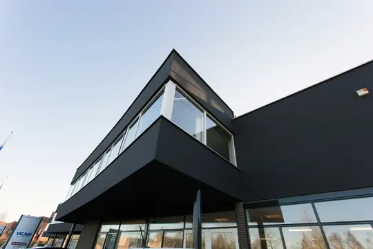 Buitenschilder- en sauswerk bedrijfsverzamelgebouw VvE Koetserstraat (Wormer) - foto 7 Buitenschilder- en sauswerk bedrijfsverzamelgebouw VvE Koetserstraat (Wormer) - foto 7